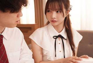 Cô Gia Sư Dịu Dàng Cho Phép Em Thử Một Chút